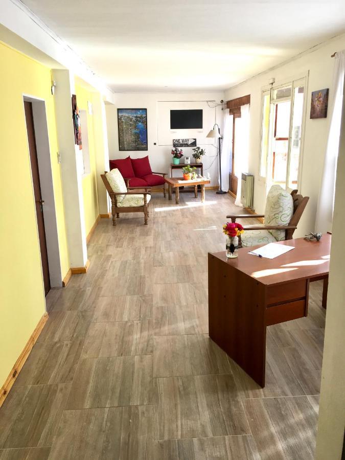 Hostel Elal El Calafate Exteriör bild